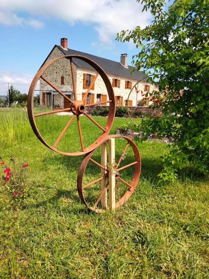 La Brousse Kacha Acomodação com café da manhã Malleret-Boussac Exterior foto